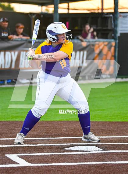 Thumbnail 3 in Caldwell vs La Grange photogallery.