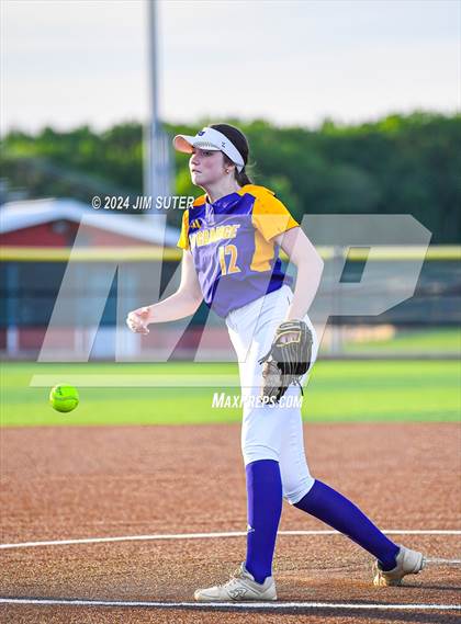 Thumbnail 1 in Caldwell vs La Grange photogallery.