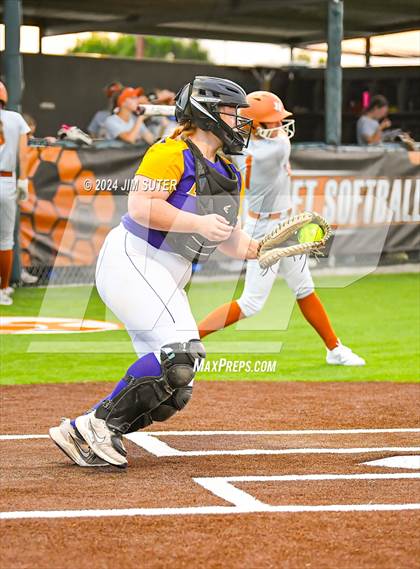 Thumbnail 3 in Caldwell vs La Grange photogallery.