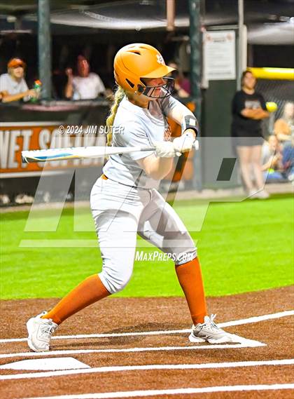 Thumbnail 2 in Caldwell vs La Grange photogallery.
