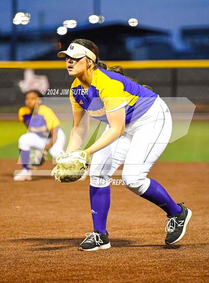Thumbnail 2 in Caldwell vs La Grange photogallery.