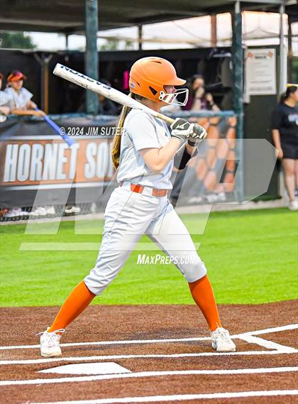 Thumbnail 3 in Caldwell vs La Grange photogallery.