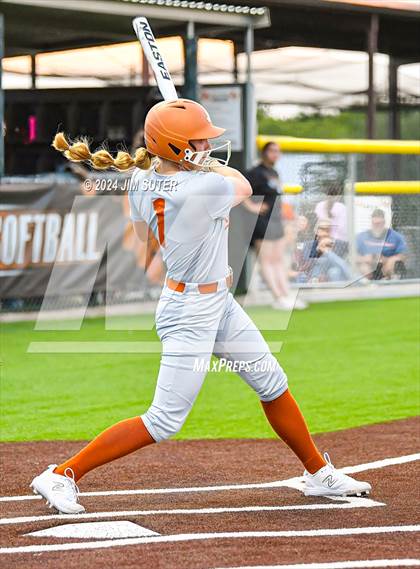 Thumbnail 2 in Caldwell vs La Grange photogallery.