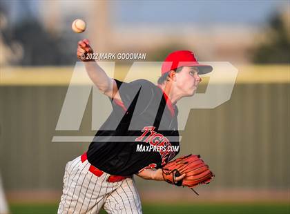 Thumbnail 2 in Katy @ Tompkins photogallery.