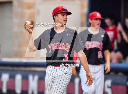 Thumbnail 3 in Katy @ Tompkins photogallery.