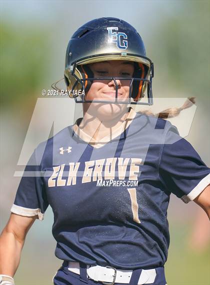 Thumbnail 3 in Elk Grove @ Pleasant Grove photogallery.