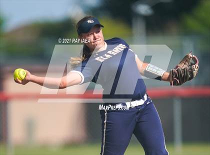 Thumbnail 2 in Elk Grove @ Pleasant Grove photogallery.