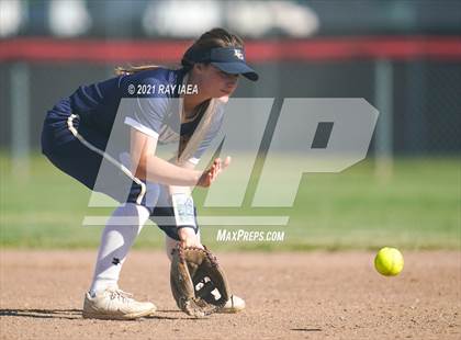 Thumbnail 3 in Elk Grove @ Pleasant Grove photogallery.