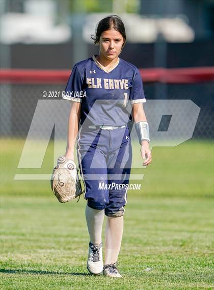 Thumbnail 1 in Elk Grove @ Pleasant Grove photogallery.
