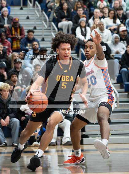Thumbnail 2 in O'Dea @ Rainier Beach (WIAA District 2 Final) photogallery.