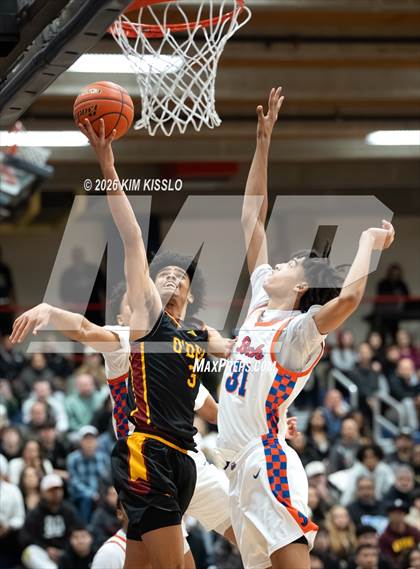 Thumbnail 3 in O'Dea @ Rainier Beach (WIAA District 2 Final) photogallery.