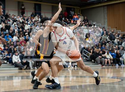 Thumbnail 3 in O'Dea @ Rainier Beach (WIAA District 2 Final) photogallery.