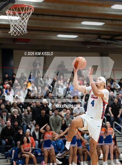 Thumbnail 2 in O'Dea @ Rainier Beach (WIAA District 2 Final) photogallery.