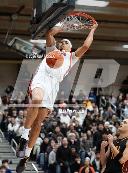 Thumbnail 2 in O'Dea @ Rainier Beach (WIAA District 2 Final) photogallery.