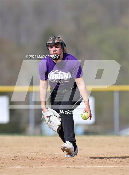 Thumbnail 2 in Ellwood City @ Riverside photogallery.