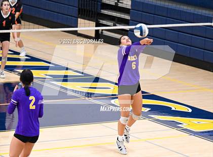 Thumbnail 1 in Selma vs Minarets (Sunnyside Invitational) photogallery.