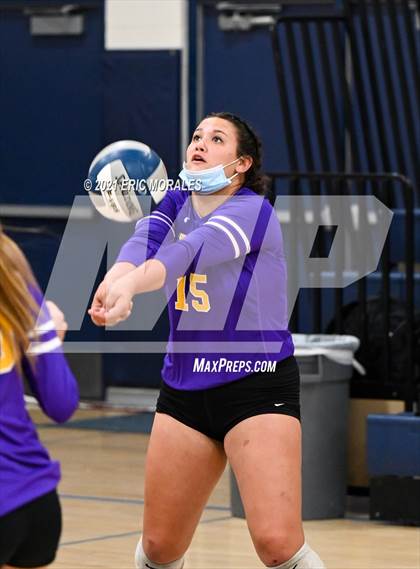 Thumbnail 2 in Selma vs Minarets (Sunnyside Invitational) photogallery.