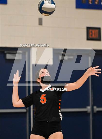 Thumbnail 3 in Selma vs Minarets (Sunnyside Invitational) photogallery.