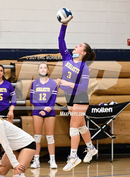 Thumbnail 3 in Selma vs Minarets (Sunnyside Invitational) photogallery.