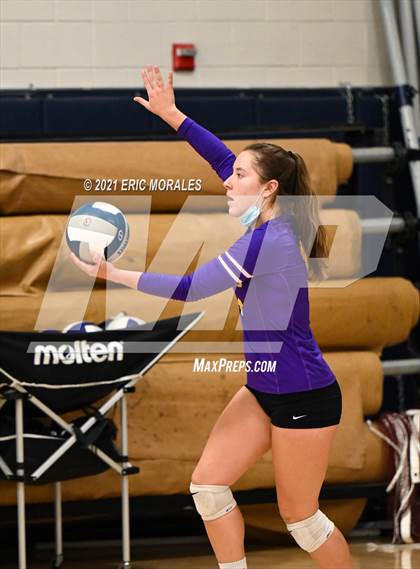 Thumbnail 2 in Selma vs Minarets (Sunnyside Invitational) photogallery.