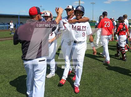 Thumbnail 3 in Allen vs. Harker Heights (UIL 6A Region 1 Area Playoff) photogallery.
