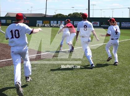 Thumbnail 2 in Allen vs. Harker Heights (UIL 6A Region 1 Area Playoff) photogallery.