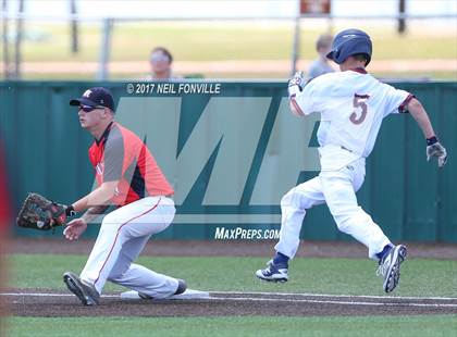 Thumbnail 1 in Allen vs. Harker Heights (UIL 6A Region 1 Area Playoff) photogallery.