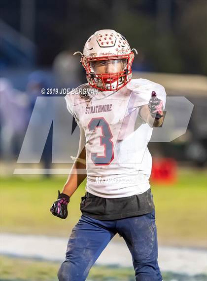 Thumbnail 2 in Strathmore @ Caruthers (CIF CS D5 Semifinal) photogallery.