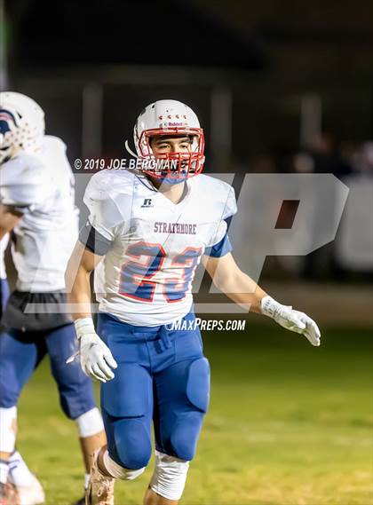 Thumbnail 3 in Strathmore @ Caruthers (CIF CS D5 Semifinal) photogallery.