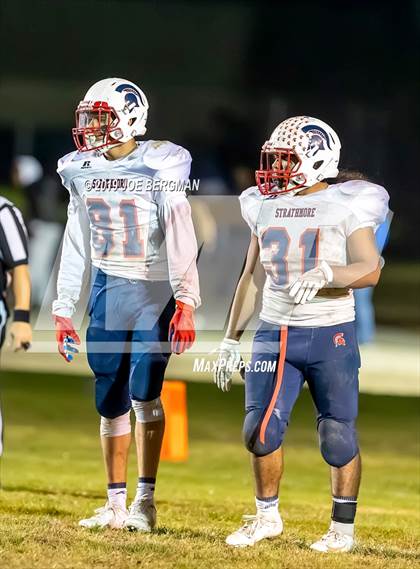 Thumbnail 3 in Strathmore @ Caruthers (CIF CS D5 Semifinal) photogallery.