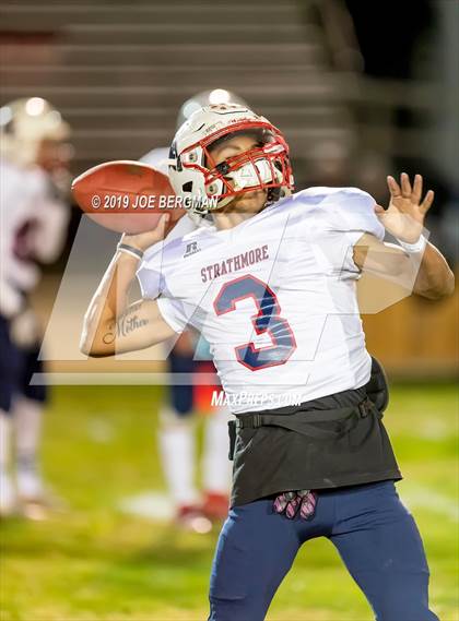 Thumbnail 3 in Strathmore @ Caruthers (CIF CS D5 Semifinal) photogallery.