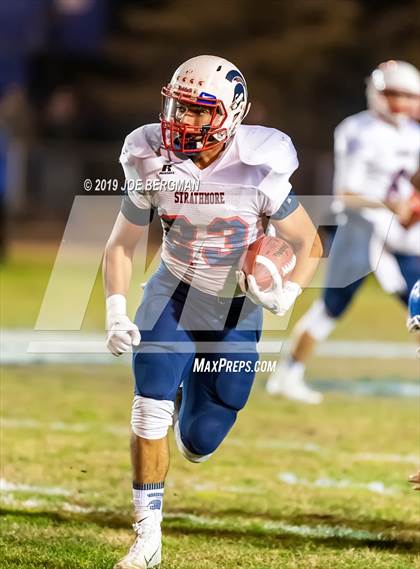 Thumbnail 3 in Strathmore @ Caruthers (CIF CS D5 Semifinal) photogallery.