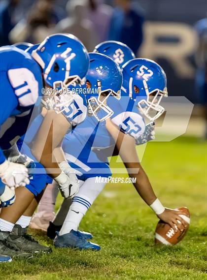 Thumbnail 2 in Strathmore @ Caruthers (CIF CS D5 Semifinal) photogallery.