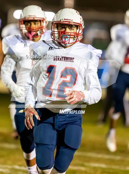Thumbnail 2 in Strathmore @ Caruthers (CIF CS D5 Semifinal) photogallery.