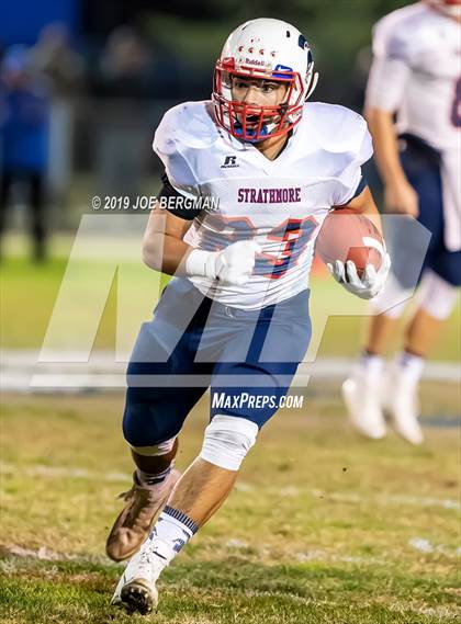 Thumbnail 2 in Strathmore @ Caruthers (CIF CS D5 Semifinal) photogallery.