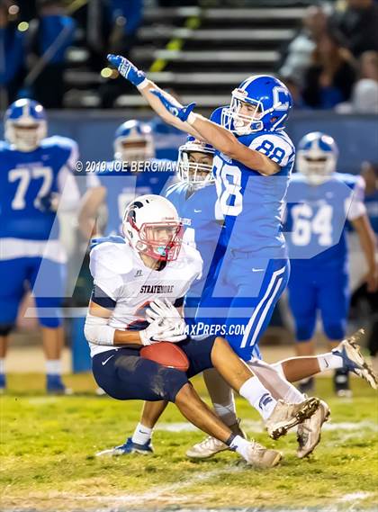 Thumbnail 3 in Strathmore @ Caruthers (CIF CS D5 Semifinal) photogallery.
