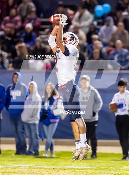 Thumbnail 3 in Strathmore @ Caruthers (CIF CS D5 Semifinal) photogallery.