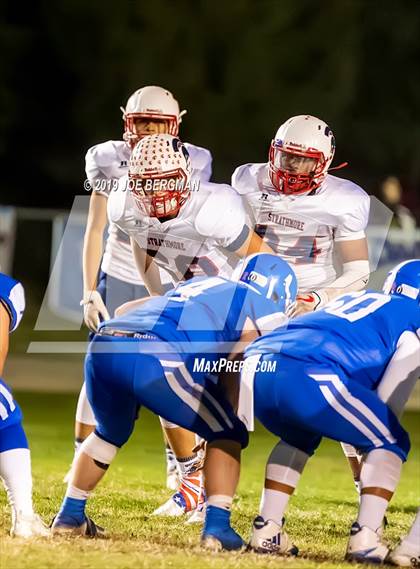 Thumbnail 3 in Strathmore @ Caruthers (CIF CS D5 Semifinal) photogallery.