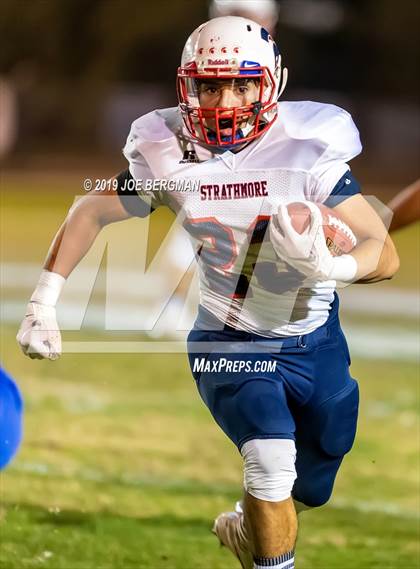Thumbnail 3 in Strathmore @ Caruthers (CIF CS D5 Semifinal) photogallery.