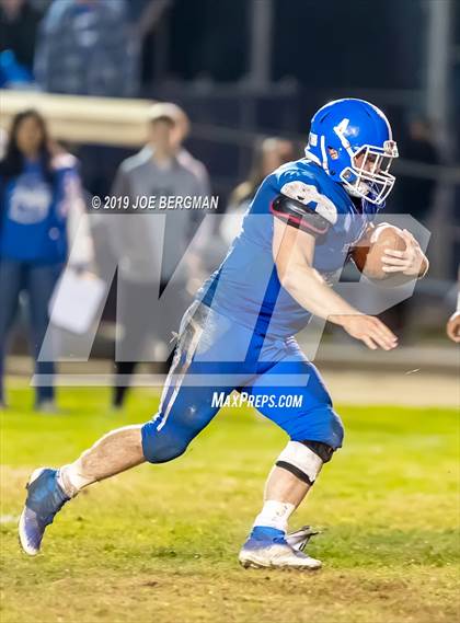 Thumbnail 3 in Strathmore @ Caruthers (CIF CS D5 Semifinal) photogallery.