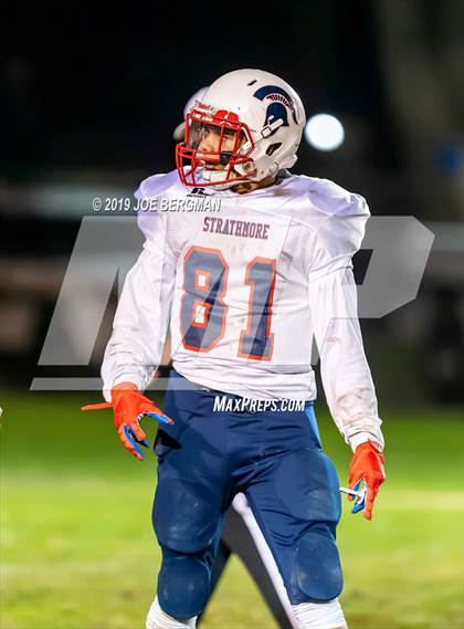 Thumbnail 2 in Strathmore @ Caruthers (CIF CS D5 Semifinal) photogallery.
