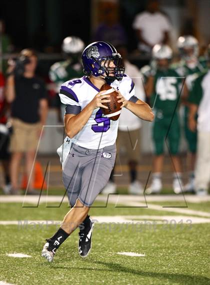 Thumbnail 2 in Muskogee vs. Fayetteville photogallery.