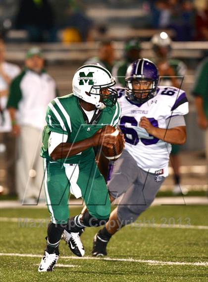 Thumbnail 2 in Muskogee vs. Fayetteville photogallery.