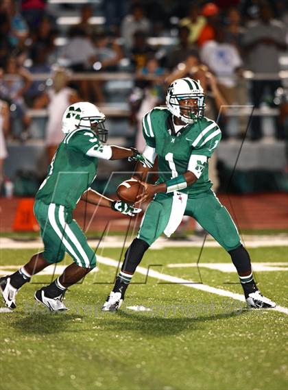 Thumbnail 3 in Muskogee vs. Fayetteville photogallery.