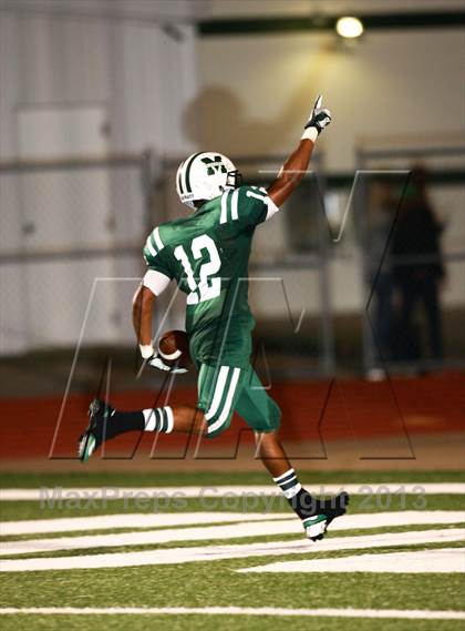Thumbnail 3 in Muskogee vs. Fayetteville photogallery.