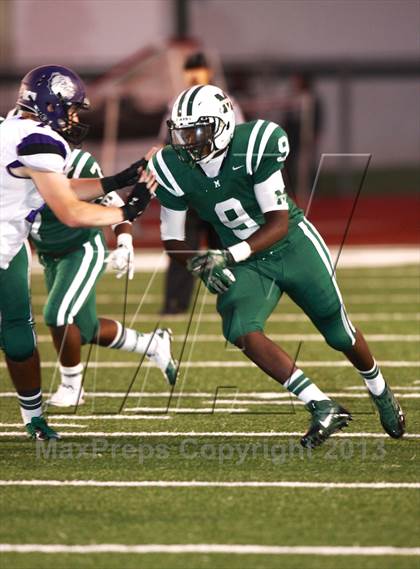 Thumbnail 3 in Muskogee vs. Fayetteville photogallery.