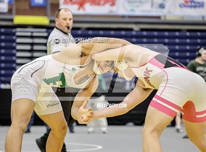 Thumbnail 2 in NYSPHSAA Wrestling Dual Finals D1 (Minisink Valley vs Farmingdale) photogallery.