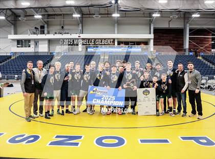 Thumbnail 1 in NYSPHSAA Wrestling Dual Finals D1 (Minisink Valley vs Farmingdale) photogallery.