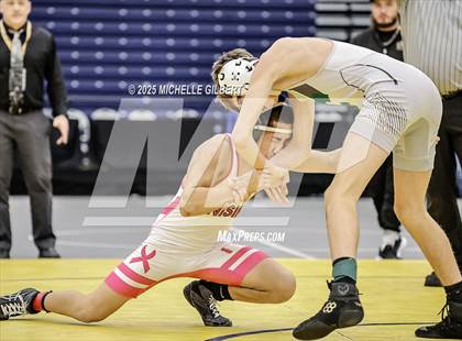 Thumbnail 3 in NYSPHSAA Wrestling Dual Finals D1 (Minisink Valley vs Farmingdale) photogallery.