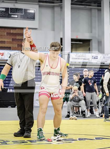 Thumbnail 2 in NYSPHSAA Wrestling Dual Finals D1 (Minisink Valley vs Farmingdale) photogallery.